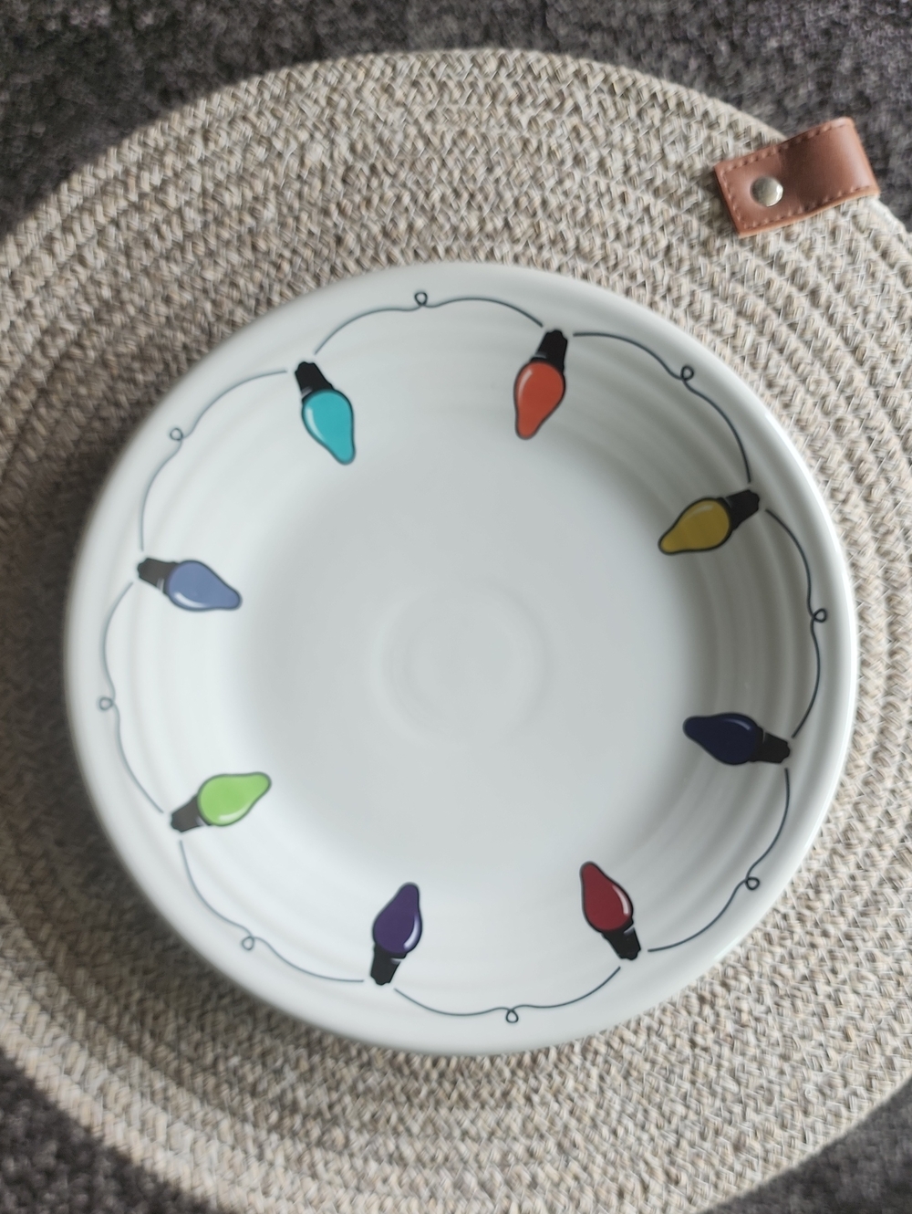 FIESTA "STRING OF CHRISTMAS LIGHTS" PLATE - Picture 2 of 12